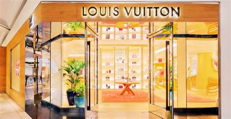 competitors louis vuitton|louis vuitton competitors analysis.